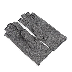 559780811